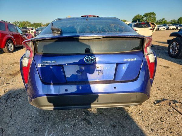2018 TOYOTA PRIUS
