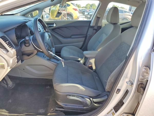 2015 KIA FORTE GL(Middle-low grade)