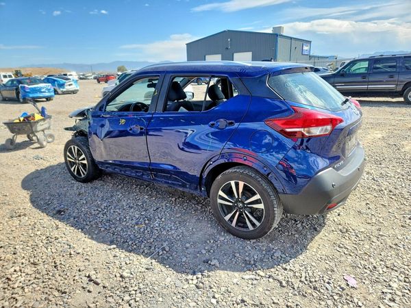 2020 NISSAN KICKS
