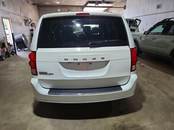 2019 DODGE GRAND CARAVAN SE