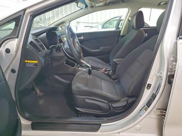 2017 KIA FORTE LX Popular, S