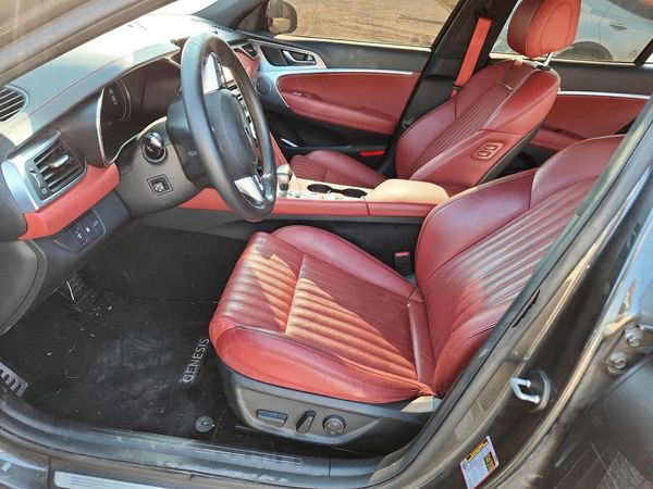 2023 GENESIS G70