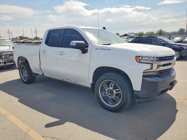 2020 CHEVROLET SILVERADO LT