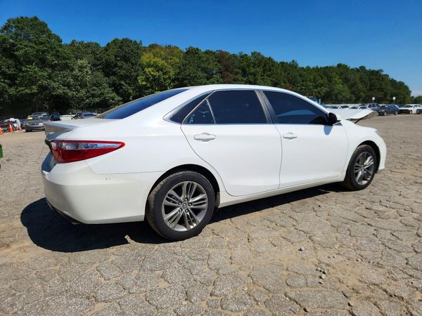 2015 TOYOTA CAMRY