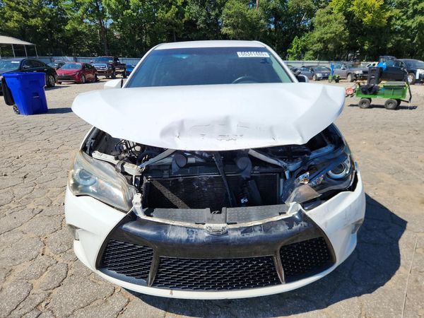 2015 TOYOTA CAMRY