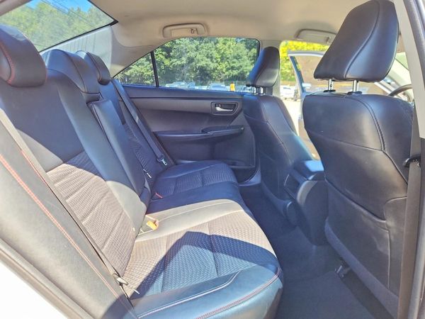 2015 TOYOTA CAMRY