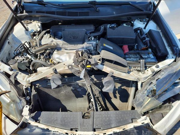 2015 TOYOTA CAMRY