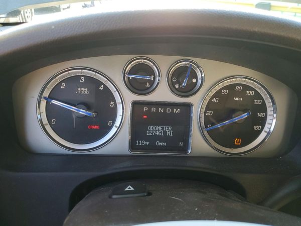 2012 CADILLAC ESCALADE Luxury