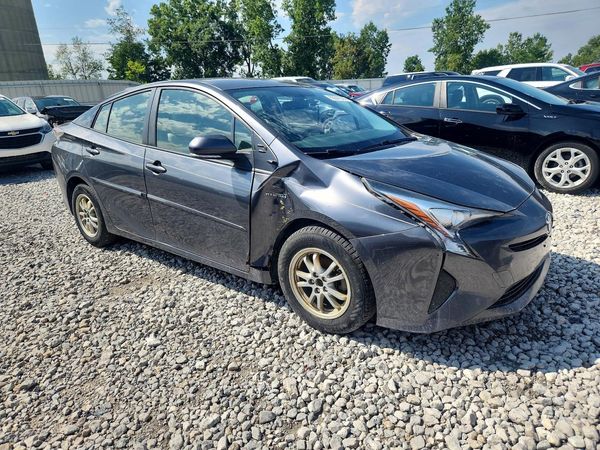 2016 TOYOTA PRIUS One/Two