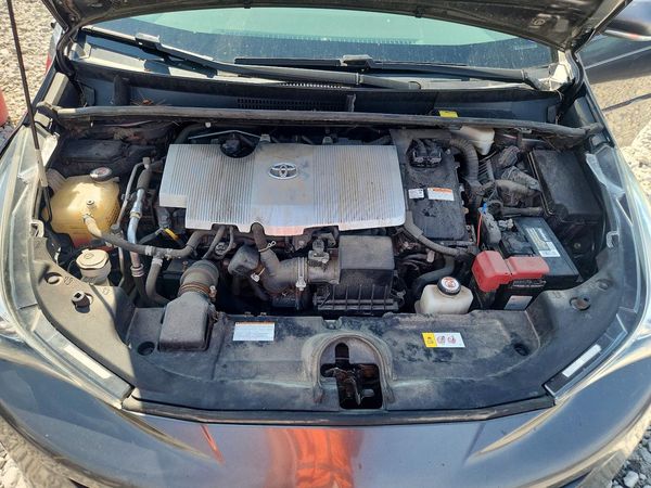 2016 TOYOTA PRIUS One/Two