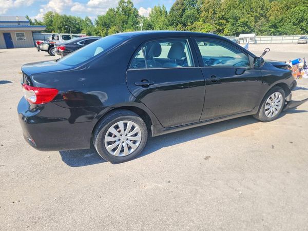 2012 TOYOTA COROLLA