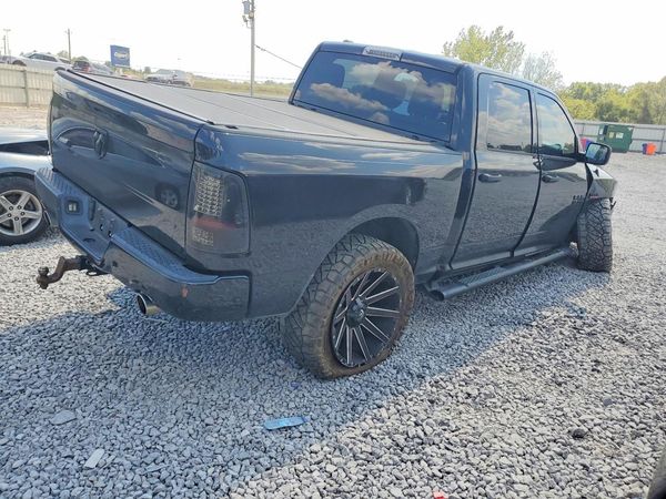 2017 RAM 1500 ST