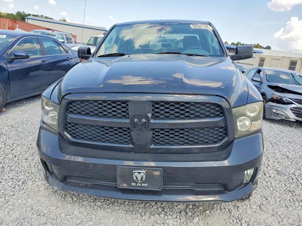 2017 RAM 1500 ST