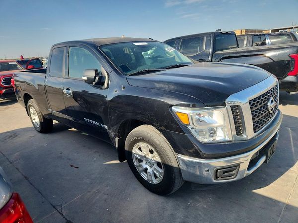 2018 NISSAN TITAN