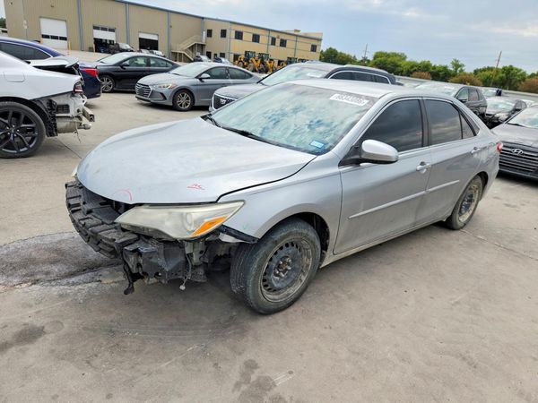 2015 TOYOTA CAMRY