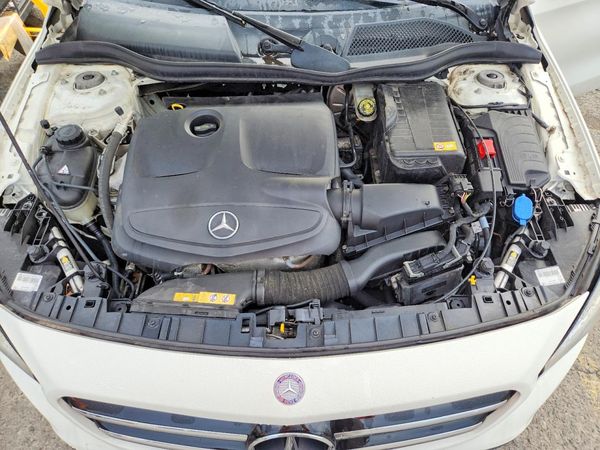 2015 MERCEDES-BENZ GLA GLA250 4-MATIC