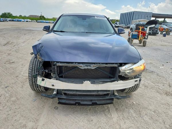 2017 BMW 320