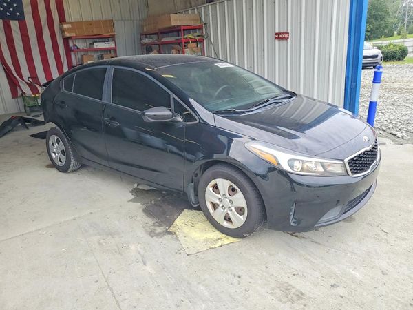 2017 KIA FORTE LX Base