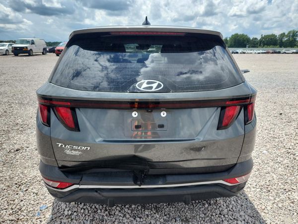 2022 HYUNDAI TUCSON SE