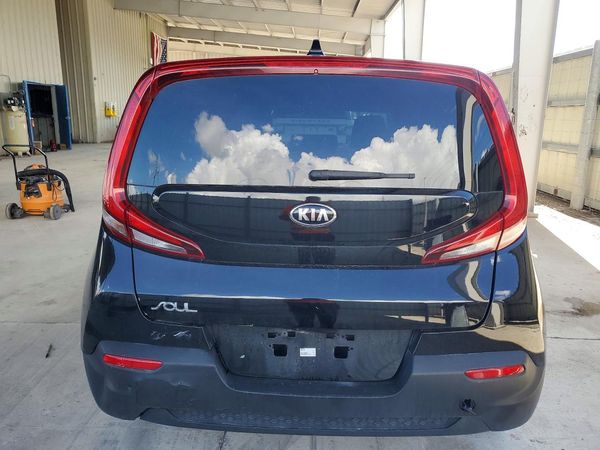 2021 KIA SOUL