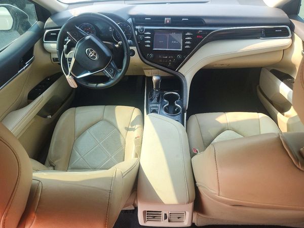 2018 TOYOTA CAMRY