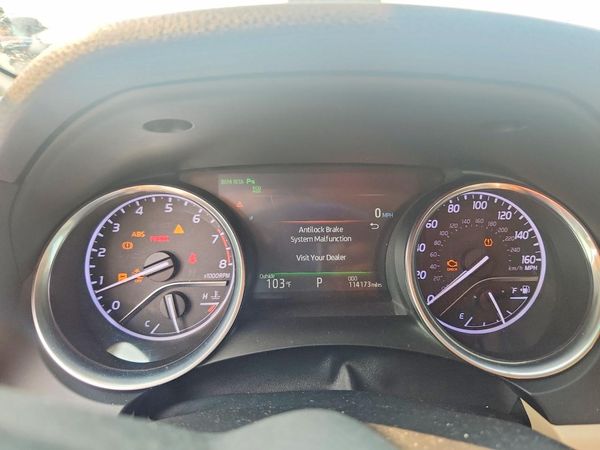 2018 TOYOTA CAMRY