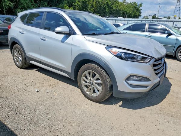 2017 HYUNDAI TUCSON