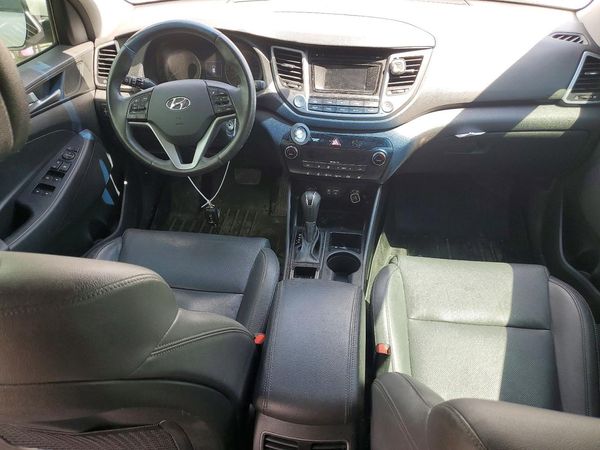 2017 HYUNDAI TUCSON