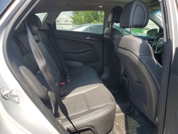 2017 HYUNDAI TUCSON