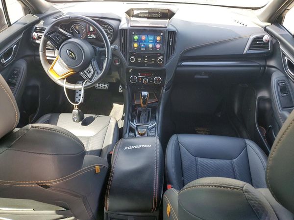 2022 SUBARU FORESTER