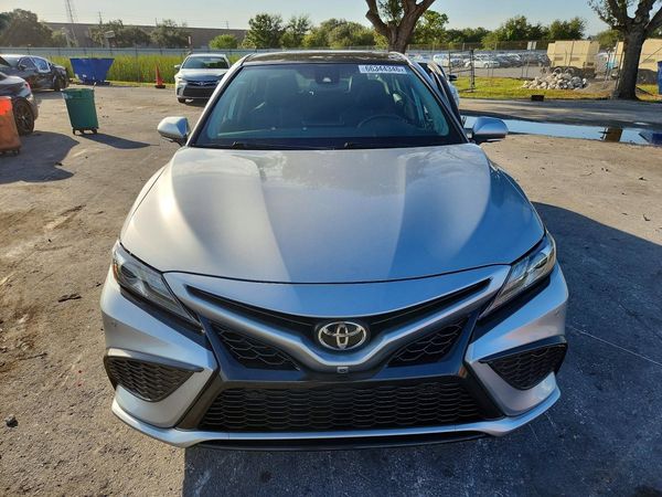 2021 TOYOTA CAMRY XSE