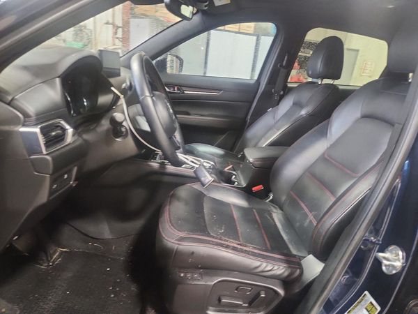 2024 MAZDA CX-5 Premium Package — DENT