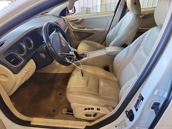 2013 VOLVO S60