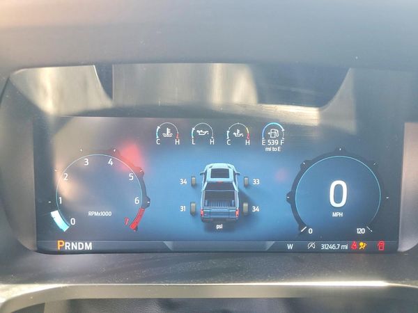 2025 FORD F150 XLT