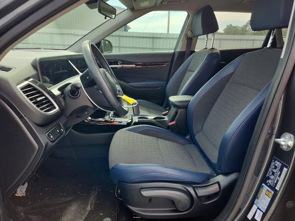 2025 KIA SELTOS S, X-Line