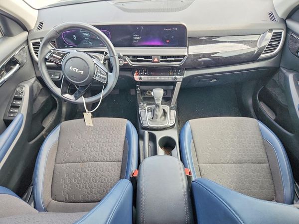 2025 KIA SELTOS S, X-Line