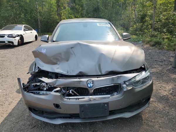2017 BMW 320