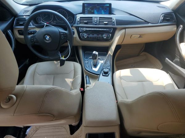 2017 BMW 320