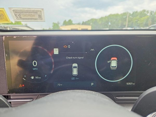 2025 HYUNDAI KONA SEL Convenience