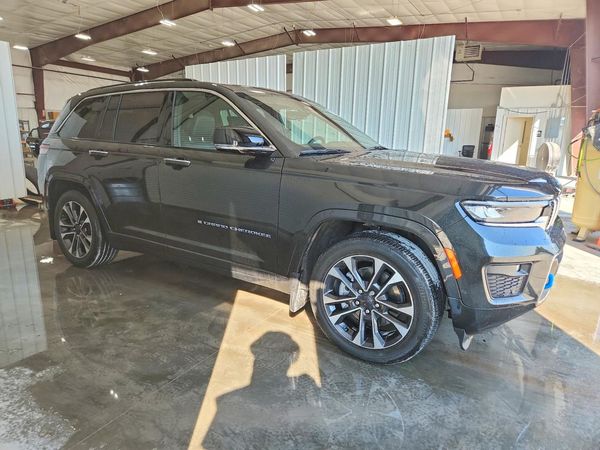 2023 JEEP GRAND CHEROKEE Overland 4XE