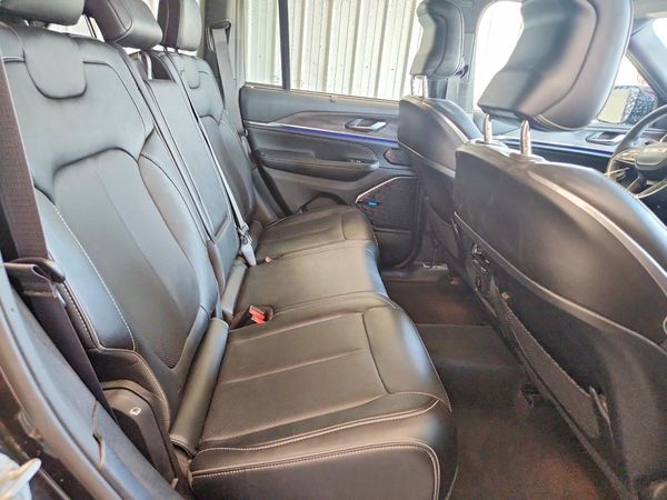 2023 JEEP GRAND CHEROKEE Overland 4XE