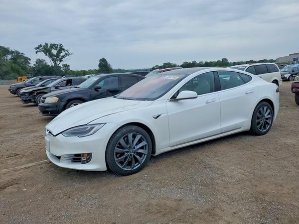 2020 TESLA MODEL S