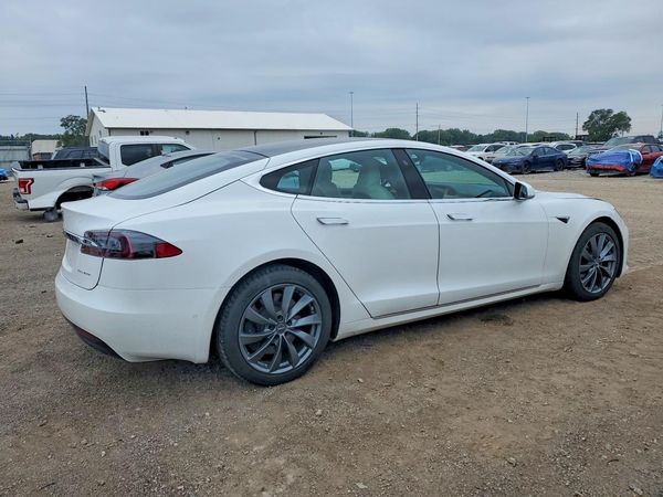 2020 TESLA MODEL S