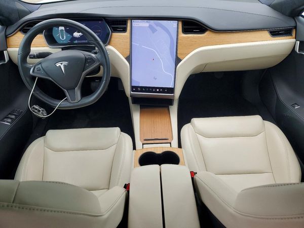 2020 TESLA MODEL S