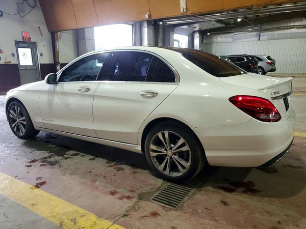 2016 MERCEDES-BENZ C C300