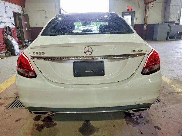 2016 MERCEDES-BENZ C C300