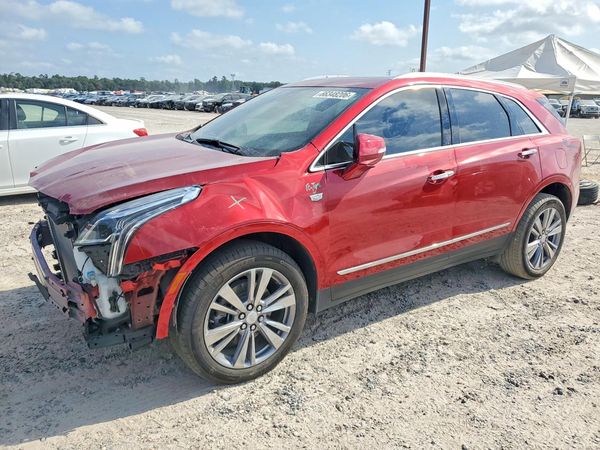 2025 CADILLAC XT5