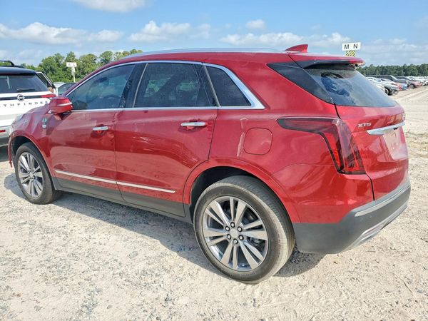 2025 CADILLAC XT5