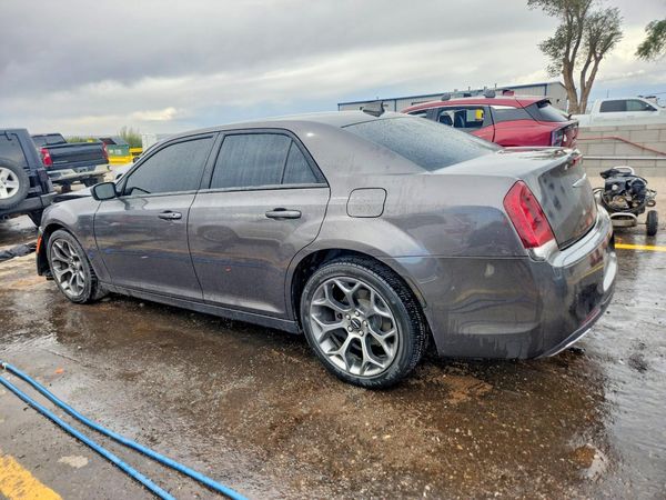 2018 CHRYSLER 300