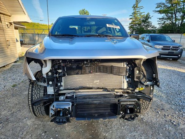 2025 FORD F150